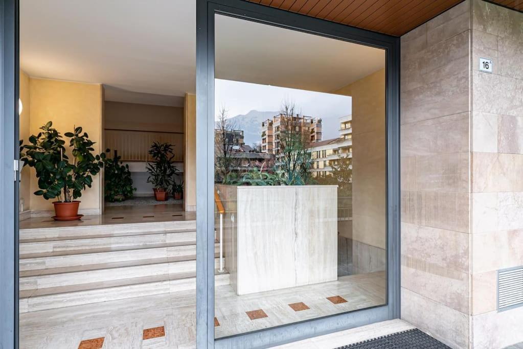 Broletto Park Apartment - Affitti Brevi Italia Лекко Экстерьер фото